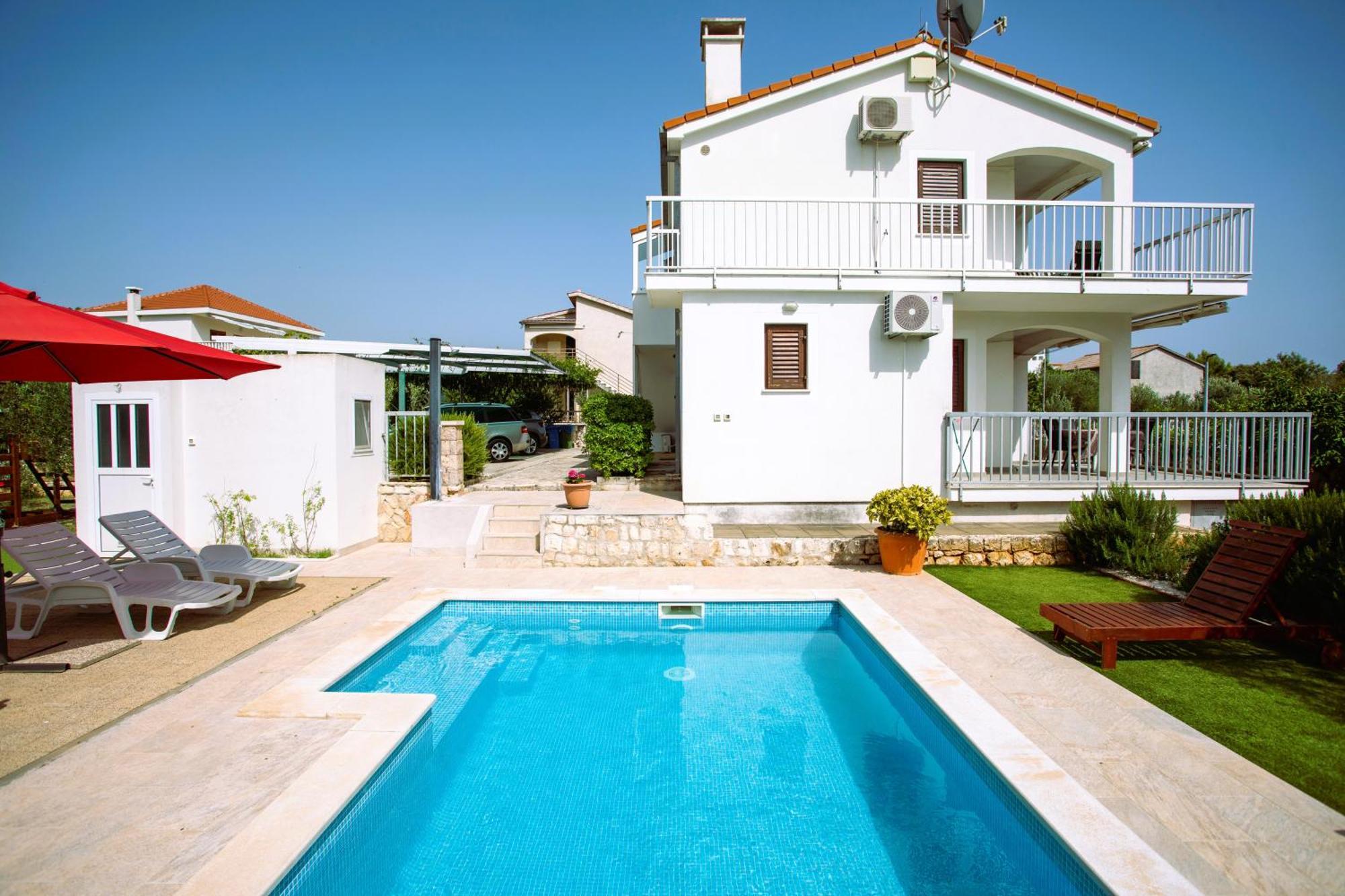 Holiday House Nena With Pool Vinisce Exterior photo