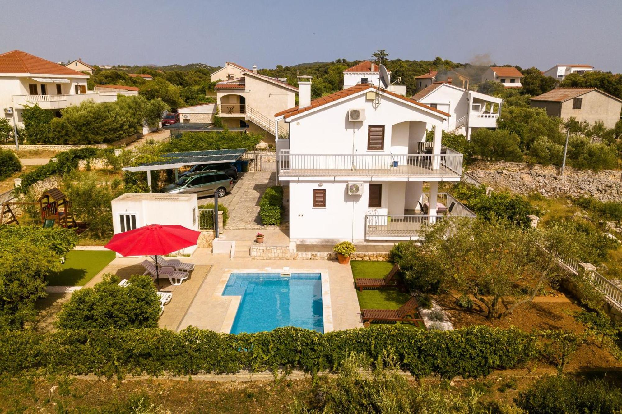 Holiday House Nena With Pool Vinisce Exterior photo